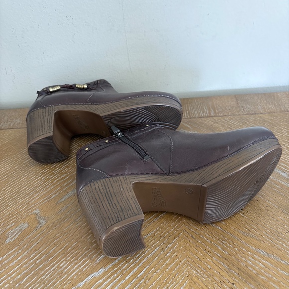 NWOT Dansko Brown Leather Dabney Ankle Boots Sz 38 US 7.5-8M - Picture 6 of 6